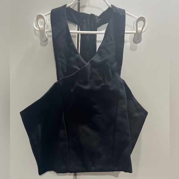 Black crop top - Picture 1 of 3